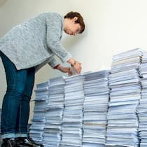 Schummeln bei der Kurzarbeit Schwierige Kontrolle: eine Anwältin des Kantons Waadt mit Kurzarbeitformularen