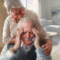 «Wir werden brutal in die Altersarmut verdammt – ohne Mitgefühl» Illustration mit Senior, hinter ihm seine Frau - Rentner verliert400000 Frankenan Betrüger: Er glaubt an das grosse Erbe – und verliert alles. Einem 80-Jährigen aus Wil SG und seiner Frau bleiben noch knapp 2000 Franken pro Monat zum Leben.