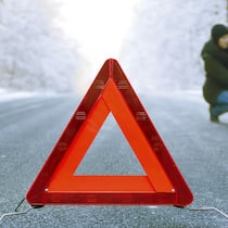 So verhalten Sie sich korrekt Warnschild vor der Unfallstelle