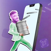 So sicher sind Konten bei Neo-Banken wirklich Junger Mann mit Münzen und Handy - Mit ihren Apps bieten Neo-Banken einfache und günstige Lösungen. Doch Sicherheitsrisiken, fehlende Banklizenzen und jetzt der Verkauf von Radicant verunsichern Neo-Bank-Kunden. Was sie wissen müssen
