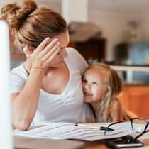 So einigen sich Unverheiratete beim Kindesunterhalt Betreuungsunterhalt