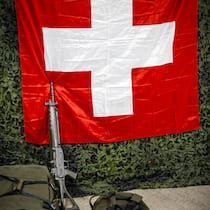 «Sieg Heil» – Rechtsextreme und Gefährder in der Armee Ein Soldat bedrohte seinen Bruder mit dem Sturmgewehr und erschien danach zum WK, als wäre nichts gewesen.