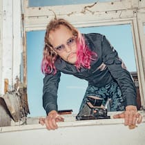 … was fasziniert Sie an verlassenen Orten? Portraitserie mit dem Fotografen und Künstler André Schäffer, der verlassene Orte dokumentiert. Fotografiert von Tom Huber in einem Vorort von Luzern, am Dienstag, 3. Februar 2026, für den Beobachter.
***
Beobachter 04/2026, Sagen Sie mal ... w…