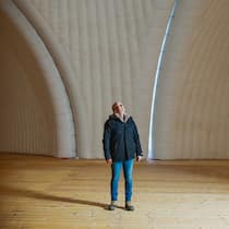 Wissenschaftsshow Phänomena 2.0: Aufstieg und Fall einer grossen Idee Urs Müller steht im grossen Phänomena-Zelt - Die Wissenschaftsausstellung Phänomena wollte Geschichte schreiben. Was bleibt: das grösste Luftschloss der Schweiz