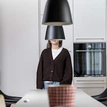 Erst bot die Zügelfirma Geld, dann drohte sie Bianca Theiler (Name geändert) in ihrer Küche - Bianca Theiler gab nur zwei von fünf Sternen für den Service der Zügelpartner GmbH. Da meldete sich der Inhaber und drohte mit rechtlichen Schritten. Recherchen des Beobachters zeigen: Es ist kein Einzelfall