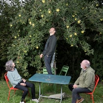 Das Tabu gebrochen: Baumanns reden übers Erben Simon Baumann (Mitte) drehte mit den Eltern Stephanie und Ruedi Baumann einen Dokfilm übers Erben.