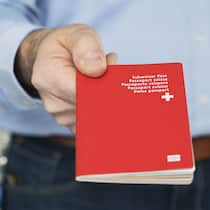 Erleichterte Einbürgerung – doch nicht so leicht Schweizer Pass