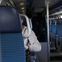 Bielerin will Ruheabteile in der 2. Klasse – SBB winken ab Passagier in fast leerem Zug - Trotz Vieltelefonierern und Dauerschwätzern: Ein Ruheabteil gibt es in Schweizer Zügen nur in der ersten Klasse. Ist das gut so? Diskutieren Sie in der Kommentarspalte mit