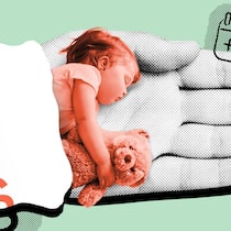 Meine Tochter hat Fieber – muss ich zur Arbeit? Ein kleines Kind schläft mit einem Stofftier auf einer grossen ausgebreiteten Handfläche neben einem Fieberthermometer und einem Kalendereintrag, auf dem «+3» geschrieben steht - Diese Rechte haben berufstätige Eltern in der Schweiz, wenn sie aufgrund von Familienpflichten nicht arbeiten können.
