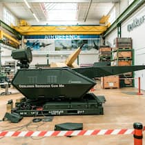 Schweizer Munition für WM-Standort Katar Prototyp des Flugabwehrsystems, das in Katar eingesetzt wird – in der Fabrik der Firma Rheinmetall Airdefence