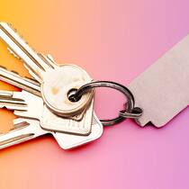 Die Tricks der Büroklammer AG – und wie Sie sich wehren Ein Schlüsselbund mit einem Schlüsselfinder-Anhänger. Solche verkauft auch die Büroklammer AG