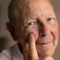 «Die Zeit arbeitet für mich» Nachhaltigkeits-Pionier Walter Stahel; Wirtschaft «Viele haben mich für verrückt erklärt» Walter Stahel gilt als einer der Erfinder der nachhaltigen Kreislaufwirtschaft. «Die Zeit arbeitet für mich», sagt er. Sein Toyota von 1969 läuft noch immer.