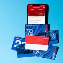 Verwirrung ums Halbtax: Wir erklären, was stimmt und was nicht Halbtax-Abonnemente - Der «K-Tipp» schockierte am Mittwoch Bahnkunden: Das Halbtax werde abgeschafft. Doch das beliebte Abo soll auch nach der Einführung eines neuen Tarifsystems bleiben