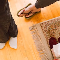 In der Familie helfen und pflegen: Das kann man regeln Eltern sollen ihre Kinder unterstützen. Und umgekehrt. So sieht es ein Grossteil der Schweizer Bevölkerung.