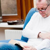 Wenn das Herz zur Zeitbombe wird Angina pectoris wird oft erst spät wahrgenommen und die Anzeichen auch von Ärzten nicht immer richtig gedeutet.