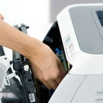 Alter Wein in neuen Schläuchen Depot auf Toner