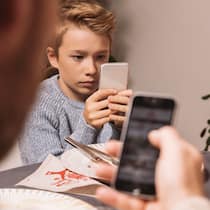 Wie sollen Eltern das Surfen regeln? Internetnutzung bei Kindern