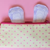 Wenn die Regel zur Ausnahme wird Ein Necessair mit zwei Binden drin.