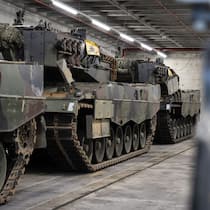 Schimmlige Panzer für Deutschland: Preis soll offengelegt werden 25 davon verkaufte die Schweiz nach Deutschland:Kampfpanzer des Typs Leopard 2 A4