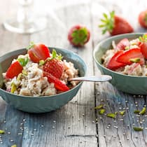 Quinoa-Müesli mit Erdbeeren Quinoa-Müesli
