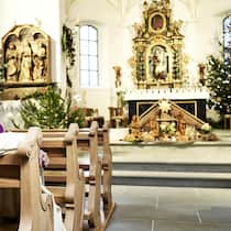 Wie die Kirche gegen Personalmangel vorgeht Pfarrer D'Almeida