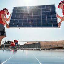 «Die Regeln während des Spiels geändert» Installation einer Solarzelle