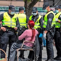 Das Denken der Anderen Demo gegen Corona-Lockdown auf dem Sechseläutenplatz in Zürich am Samstag, 16. Mai 2020