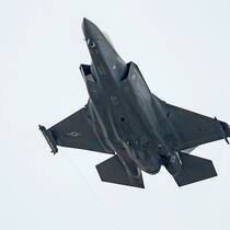 Das erste Gefecht geht an die Gegner Lockheed Martin F-35
