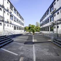 «Meine Tochter klagt über gereizte Augen und Kopfweh» Schulprovisorium Surmatten am Freitag, 02. September 2022 in Reinach. © Photo Dominik Plüss
