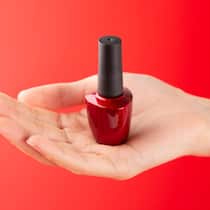 Teurer Glanz ist oft nur Schein Nail Polish Bottle