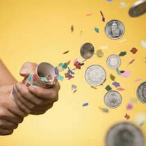 7 Steuer-Kniffe, mit denen Sie vor Neujahr viel Geld sparen Illustration zum Thema "Sparen vor dem Jahresende"