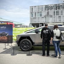 Wie Teslas Cybertruck das Bea-Publikum provoziert Der auf Schweizer Strassen nicht zugelassene Cybertruck von Tesla an der Frühlingsmesse BEA, aufgenommen am 29.04.2026