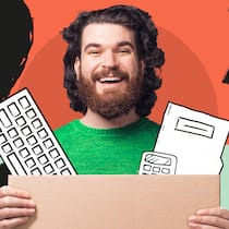Job kündigen – darauf müssen Sie achten Ein Angestellter hat seinen Job gekündigt und persönliche Gegenstände in einen Karton verpackt. Das gilt es zu beachten, wenn Sie die Arbeitsstelle aufgeben.