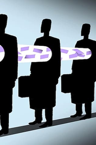 Illustration: Anwälte und Treuhänder ermöglichen Geldwäsche in der Schweiz