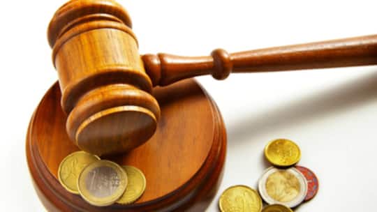 Prozessieren auf Kosten der Steuerzahler