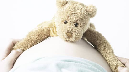 Muss ich verraten, wer der Vater meines Kindes ist?