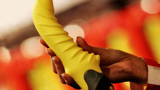 Der Vibrator stört im Ohr