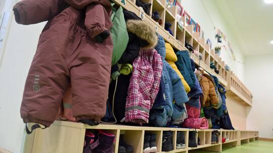 Monika Köppl-Turyna sagt, eine gutes Kitanetz führt langfristig zu besserer Bildung, weniger Arbeitslosigkeit, weniger Ungleichheit.