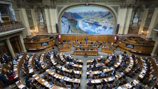 Im April debattierte das Parlament in einer Sondersession die Übernahme der CS durch die UBS.