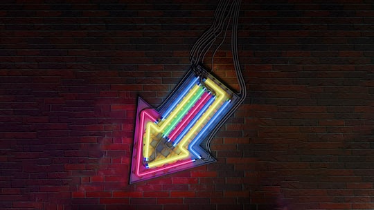 Der Strom wird günstiger, aber immer noch teuer