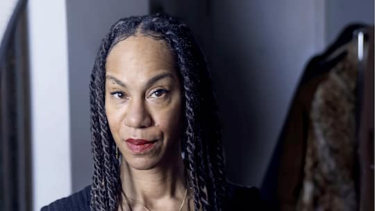 Rassismus: In ihrem Dokfilm zeigt die Journalistin Rachel M’Bon, wie es ist, als schwarze Frau in der Schweiz zu leben.