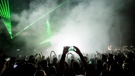 Wer an beliebte Konzerte will, muss für die Tickets teilweise tief in die Tasche greifen. Das macht sich der Ticketwiederverkäufer Viagogo zu Nutze.