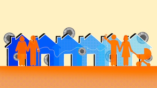 Blaue Häuser und zwei orangene Paare, eines mit Krückstock, eines mit Kinderwagen. Wie man das Elternhaus in der Familie hält.
