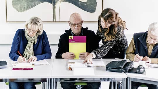 Interaktion ist gut fürs Hirn: Isabel Seiler Prieto unterrichtet in Zofingen den Spanischkurs der Pro Senectute.