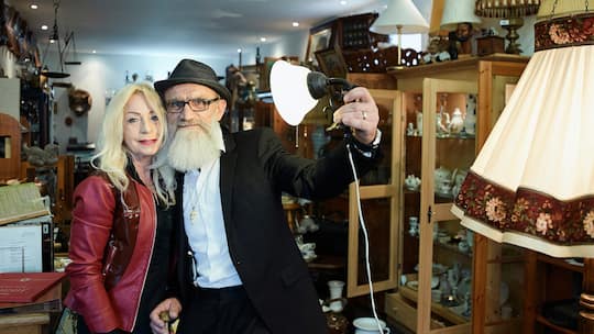 Renate und Giuseppe Milazzo, Brokanteure