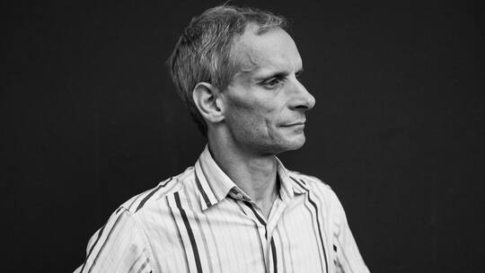 Prof. Dr. Mathias Binswanger Professor für Volkswirtschaflslehre