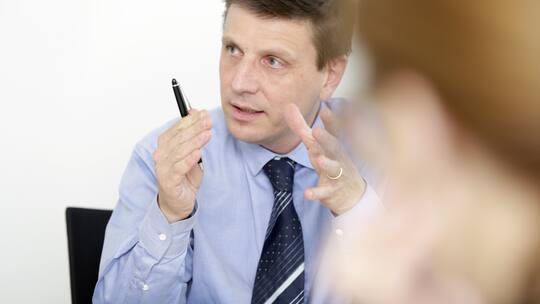 Franz Immer, Direktor von Swisstransplant, zeigt sich besorgt wegen des Skandals in Genf.