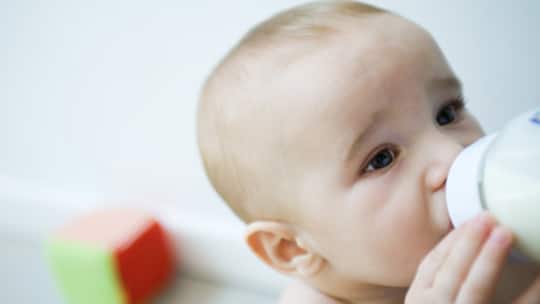 Kein Säugling schreit nach der Flasche