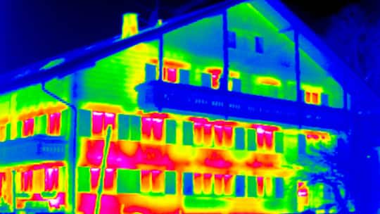 Von der Energieschleuder zum Energiesparhaus