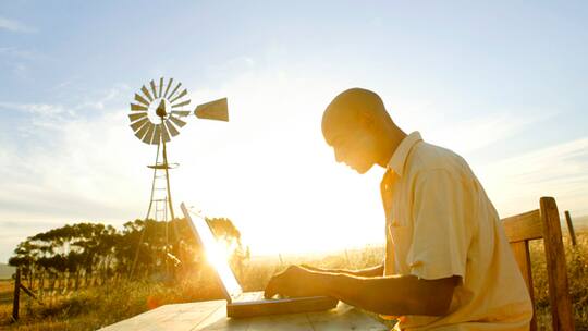 Surfen belastet die Umwelt